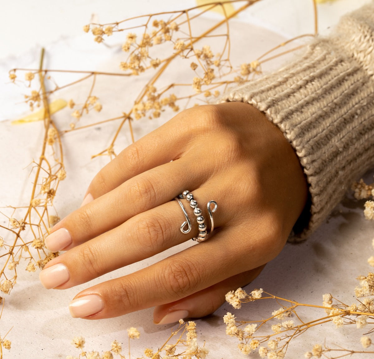 The Magic of Meaningful Rings: A Guide to Finding the Perfect Symbolic Piece