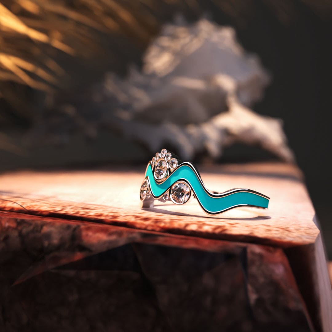 Ocean Peaks: Anillo de diamantes éticos con forma de ola - Plata de ley 925 