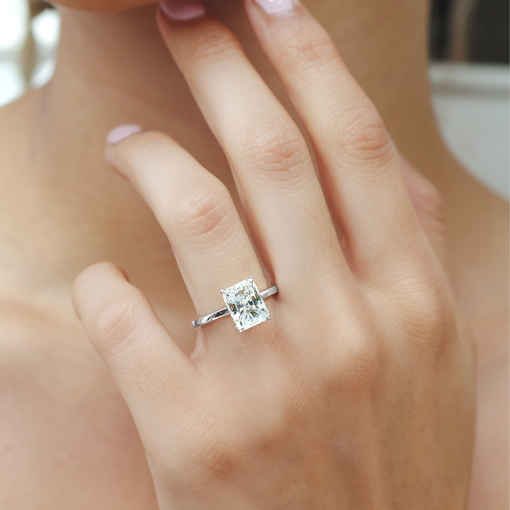 3CT Radiant Cut Solitaire Moissanite Ring