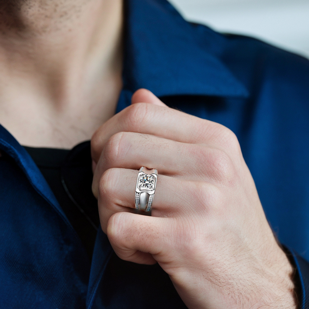 Anillo solitario de moissanita de corte radiante de 5 quilates